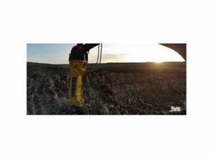 HYDRAULIC BREAKER